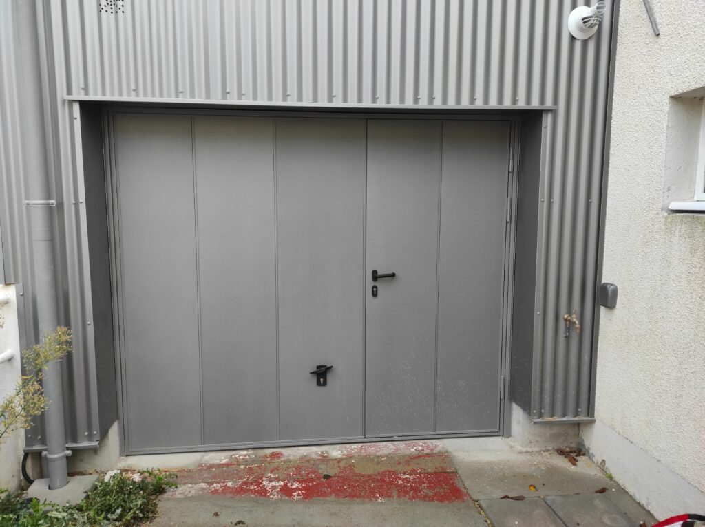 Menuiserie Mulonnière Porte De Garage 132